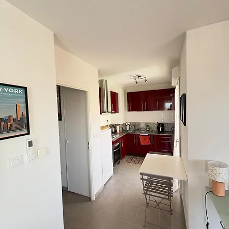T2 Air Conditioning Terrace & Parking Near Montpellier Juvignac