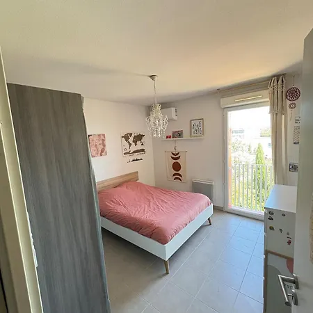 T2 Air Conditioning Terrace & Parking Near Montpellier